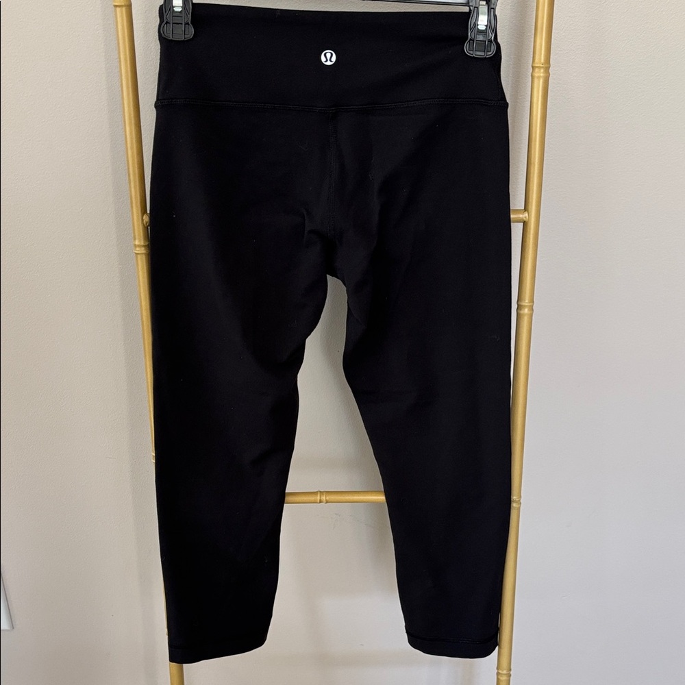 lululemon athletica cropped Black Leggings